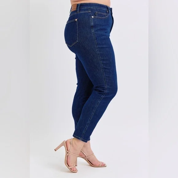 Judy Blue Full Size Mid Rise Tummy Control Classic Skinny Jeans Plus Size